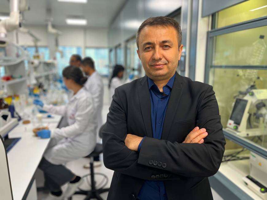 İstanbul-İstanbul'da geliştirilen ve dünyada ilk olacak üç yerli ilaçta, insan denemeleri başlıyor