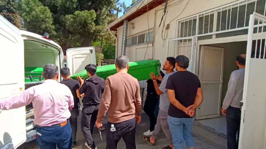 Otomobilin altında kalan 1,5 yaşındaki bebek öldü