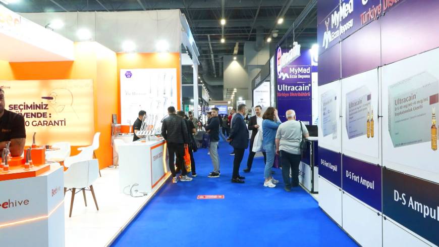 İstanbul- Binlerce yabancı ziyaretçi IDEX İstanbul'da buluştu