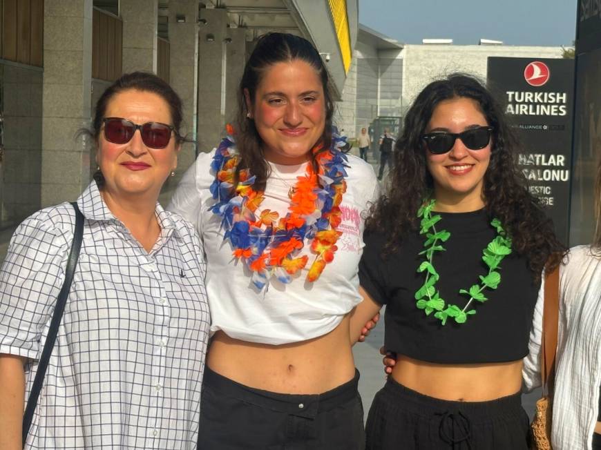 Ka'iwi Kanalı'nı geçen açık su yüzücüsü Aysu Türkoğlu Bodrum’a döndü