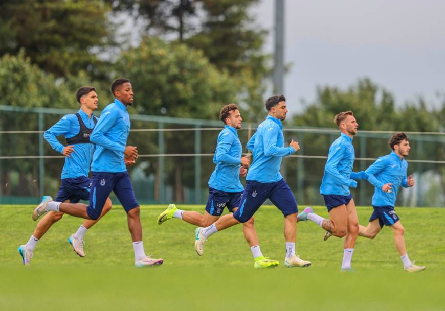 Trabzonspor, kupa mesaisine ara vermeden başladı