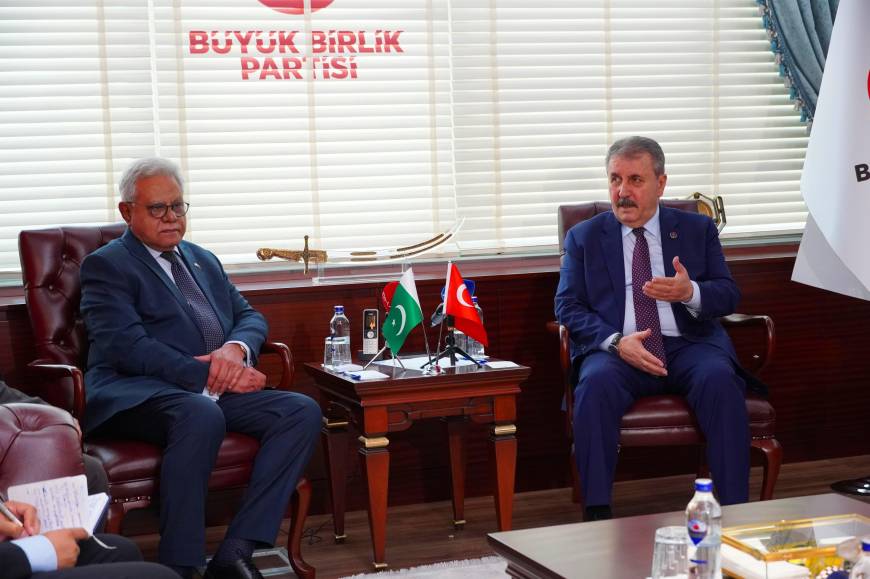 Pakistan Büyükelçisi Cüneyd, BBP lideri Destici’yi ziyaret etti 