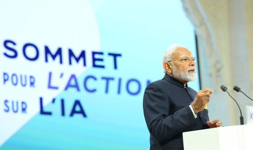 Hindistan Başbakanı Modi, Pakistan'a yönelik operasyonların 'askıya alındığını' söyledi