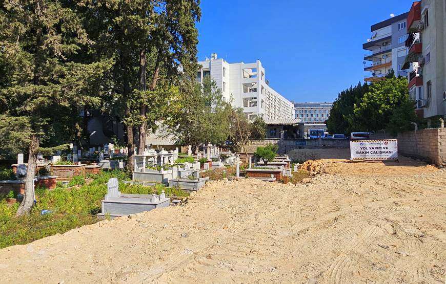 Selanik göçmenlerinden, mezarlıktan yol geçecek endişesi