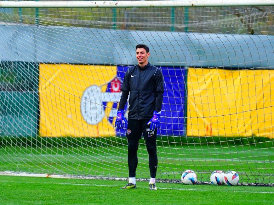 Eyüpspor, Berke Özer ve Luccas Claro’nun sözleşmelerini uzattı
