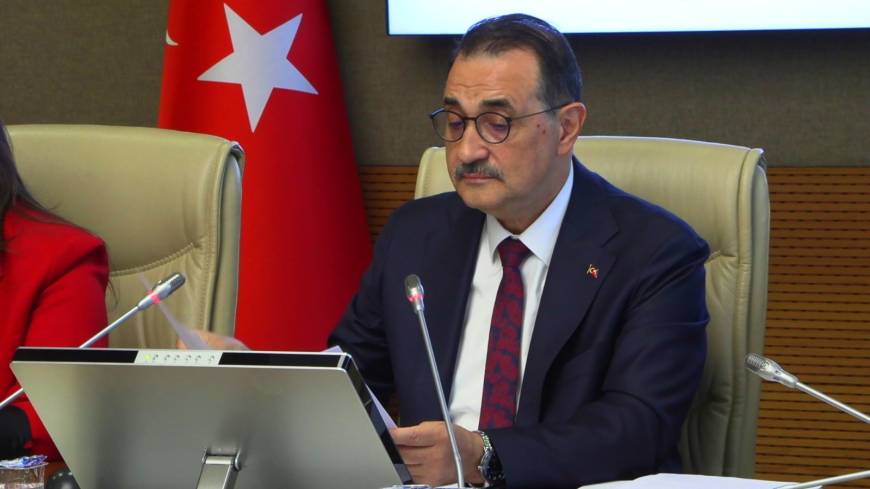AK Partili Dönmez: Raporumuz, Türkiye'nin yapay zeka politikalarına yön verecek 
