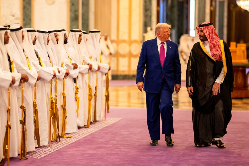 Beyaz Saray: Başkan Trump, Suriye Cumhurbaşkanı Şara ile Suudi Arabistan'da görüşecek