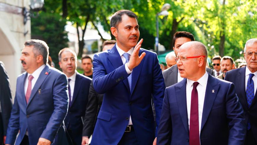 Bakan Kurum: PKK terör örgütünün silah bırakması bu milletin iradesinin zaferidir (2)