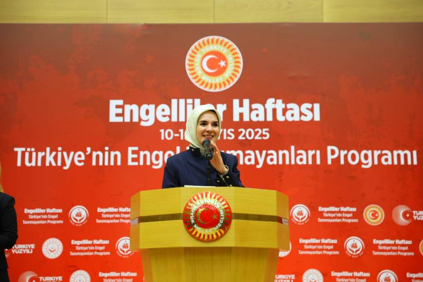 Bakan Göktaş: Engelli bireyler için bireyselleştirilmiş destek hizmetlerini yaygınlaştıracağız / Ek fotoğraf