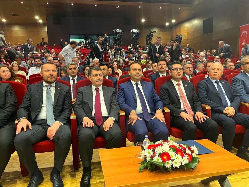 Bakan Kacır: Ülkemizin bilimsel araştırma altyapısını daha ileriye taşıyacağız