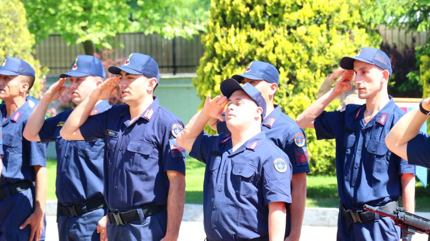 Düzce’de 12 engeli bireye, temsili askerlik sonrası tezkere