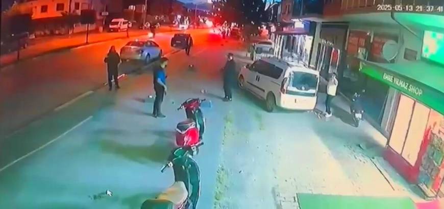 JASAT dedektifi, firari hükümlüyü tıraş olurken fark edip yakaladı; takip anı kamerada