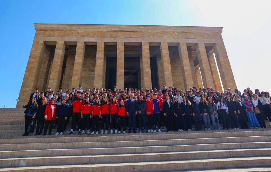 19 Mayıs Atatürk’ü Anma, Gençlik ve Spor Bayramı ile Gençlik Haftası coşkuyla kutlanacak
