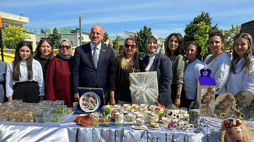 Bakan Yardımcısı Yenigün: Ailenin güçlenmesini, Türkiye'nin geleceğinin güçlenmesi olarak görüyoruz (3)