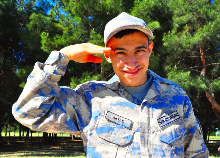 Manisa'da 56 engelli birey, bir günlüğüne asker oldu / Ek fotoğraflar