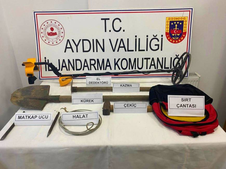 Aydın'da SİT alanında kaçak tarihi eser kazısına 3 gözaltı