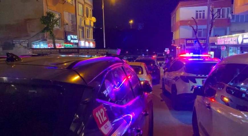 İstanbul - Bağcılar’da iş yerine düzenlenen silahlı saldırıda 5 kişi yaralandı