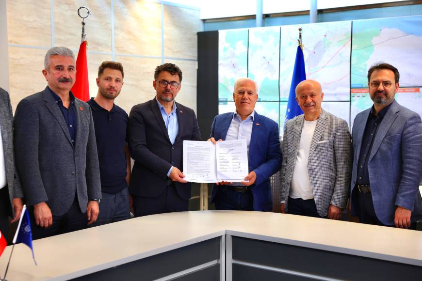 Bursa Büyükşehir Belediyesi BURULAŞ'ın aldığı grev kararı başladı (2)