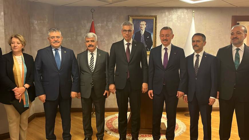 Bakan Memişoğlu: Toplumumuzun kilo sorununu çözmemiz gerekiyor (3)