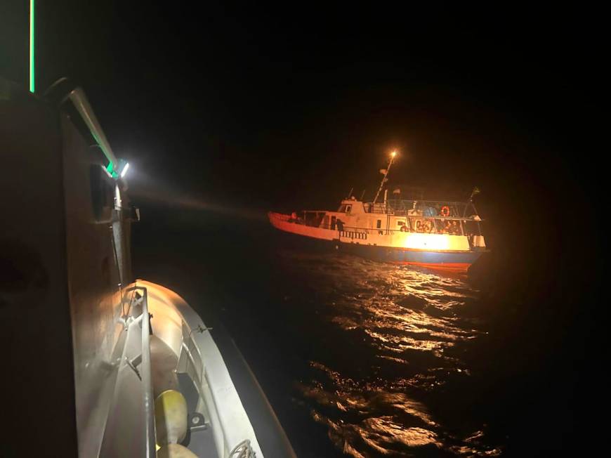 Datça'da 93 kaçak göçmen ile 3 organizatör yakalandı 